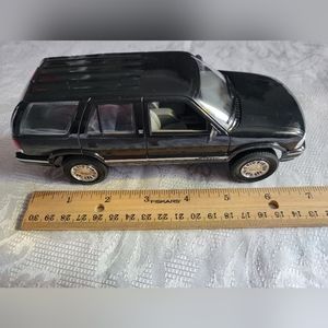 Jeep Jimmy model licensed by GM Corp # 1028Q  EUC